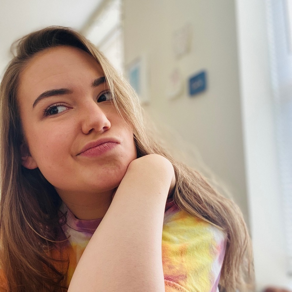Meet your Posher, Becca